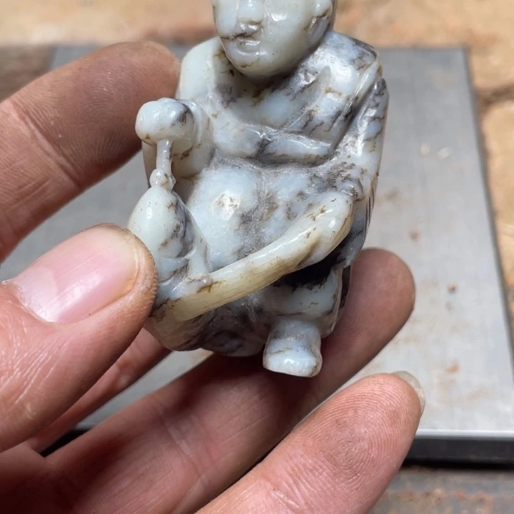 用***8和田玉（糖玉）未镶嵌挂件