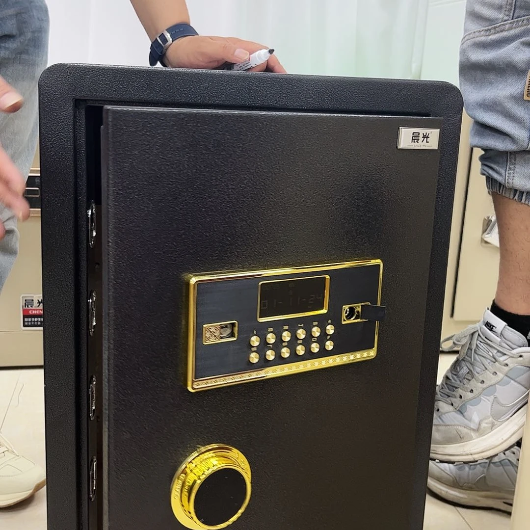 钢板楚****司70黑色地部脱皮划痕样品处理