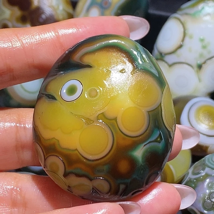 玛瑙/玉髓未镶嵌珠宝奇石16