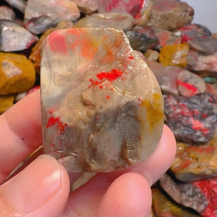 昌化鸡血石君*昌化鸡血石