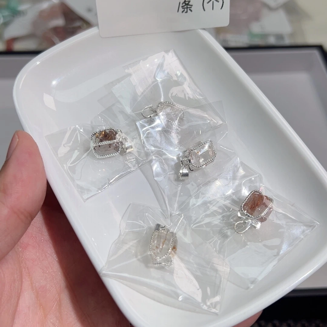 未镶嵌珠宝半成品水晶Q68