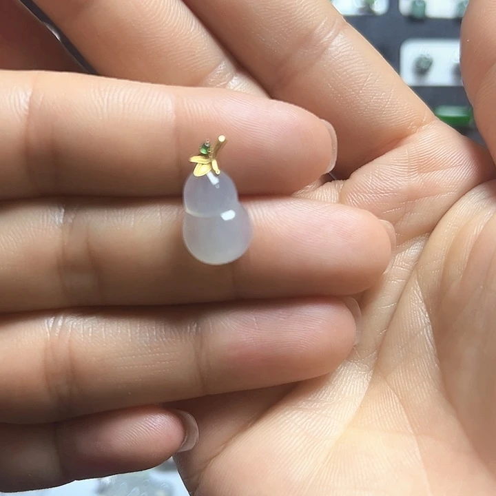未镶嵌翡翠耳饰葫芦