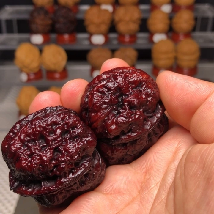 文玩核桃把件24金貔貅