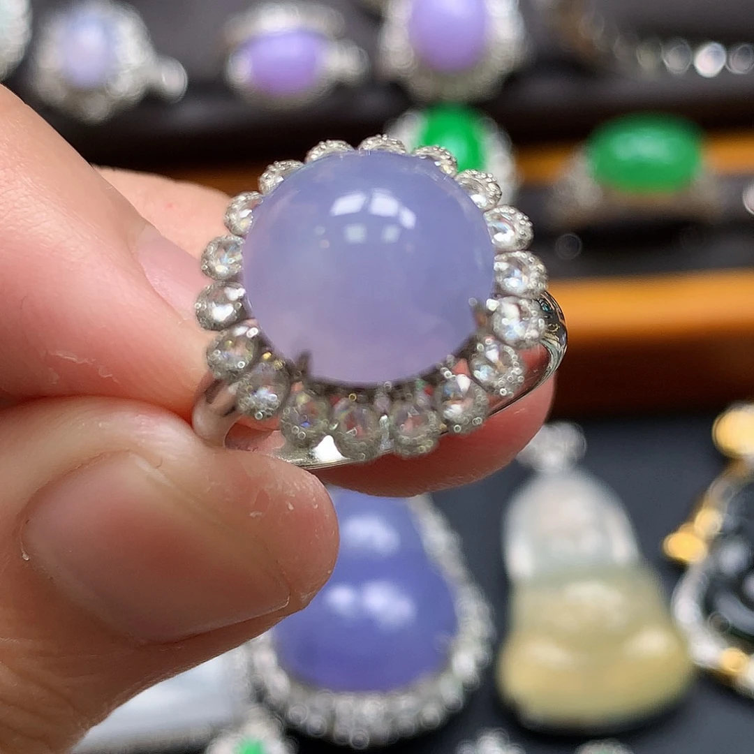 翡翠18K金镶嵌戒指