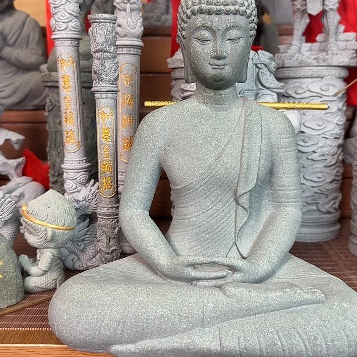 石材大日如来0160