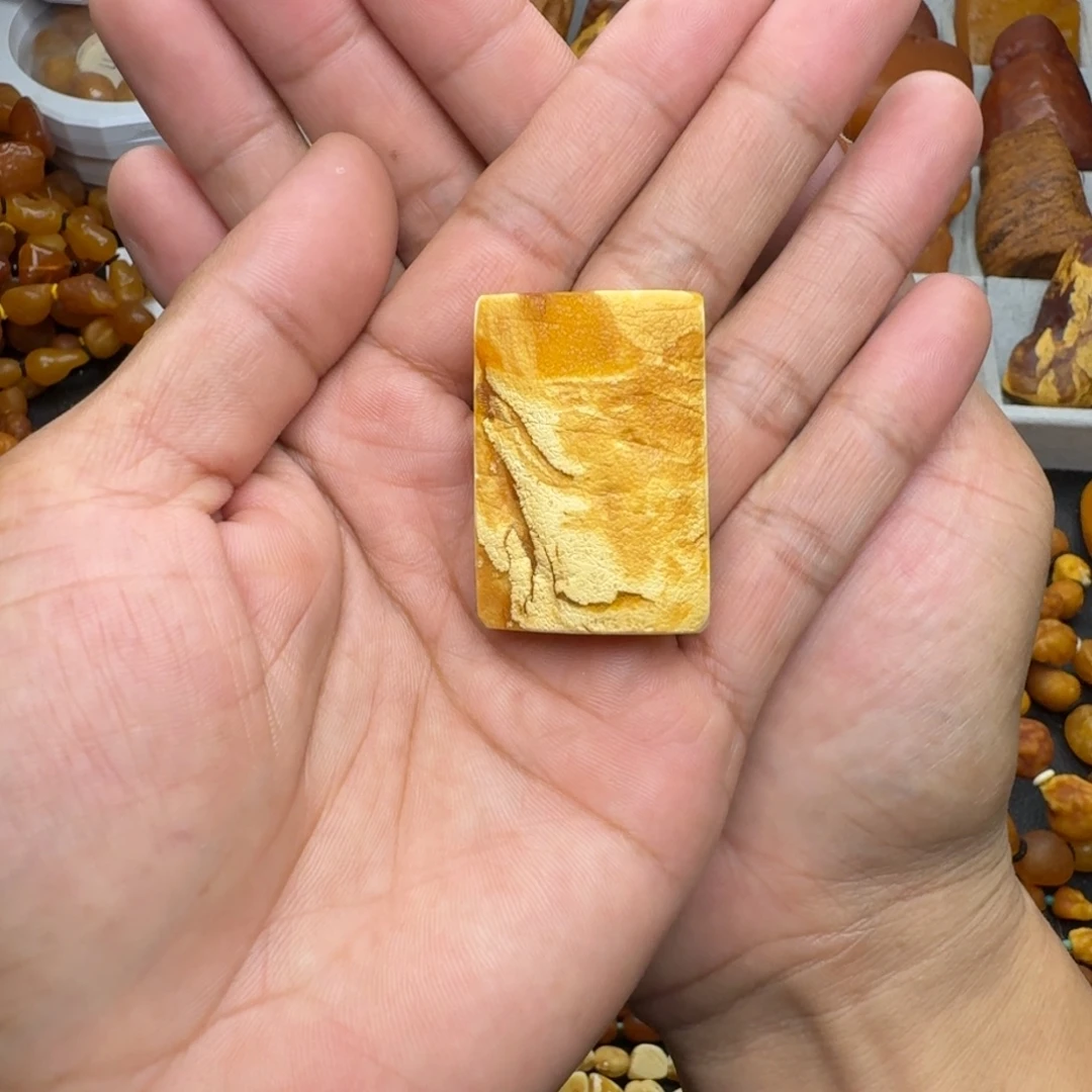 裸石琥珀未镶嵌天然蜜蜡
