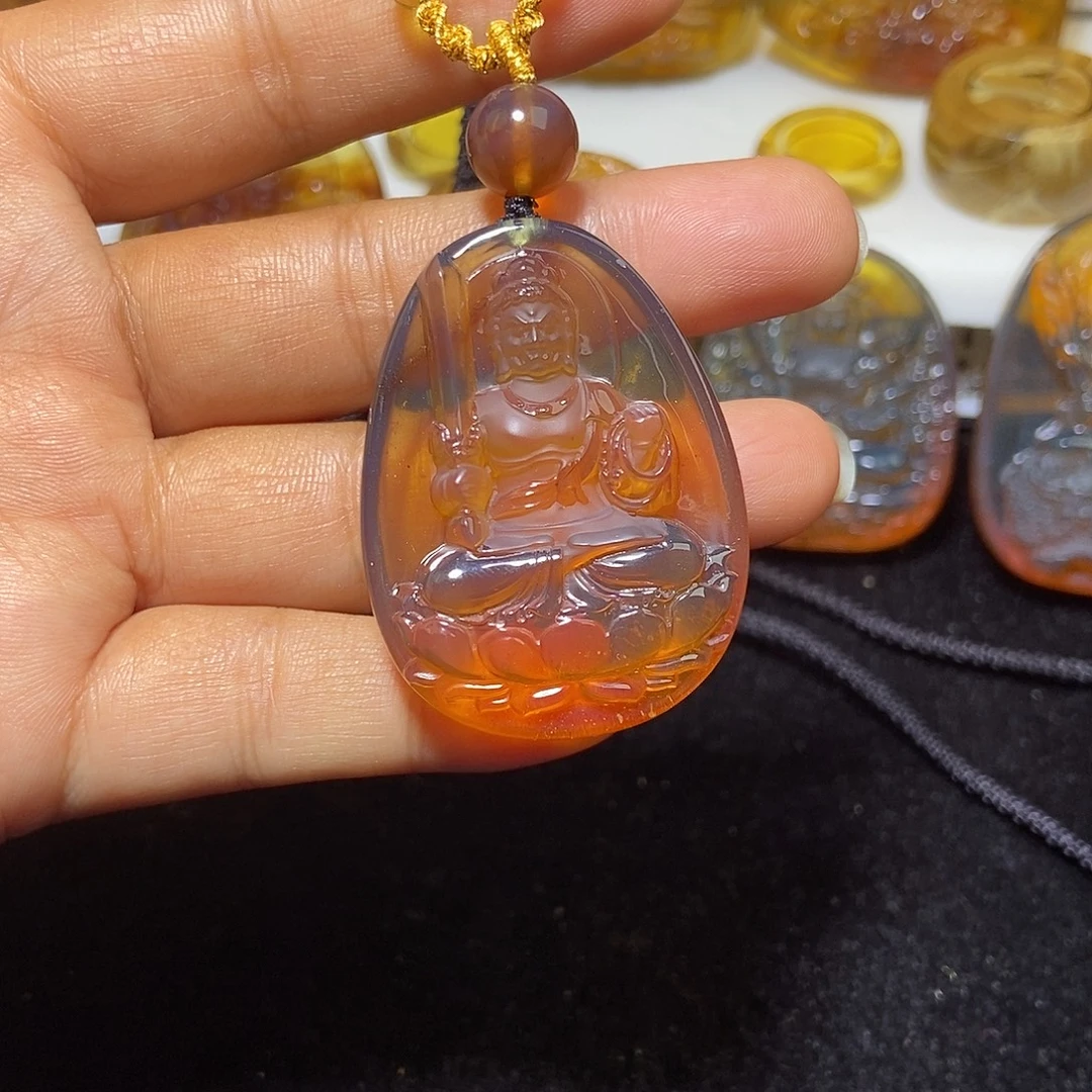 森***士琥珀未镶嵌颈饰缅甸天然琥珀吊坠