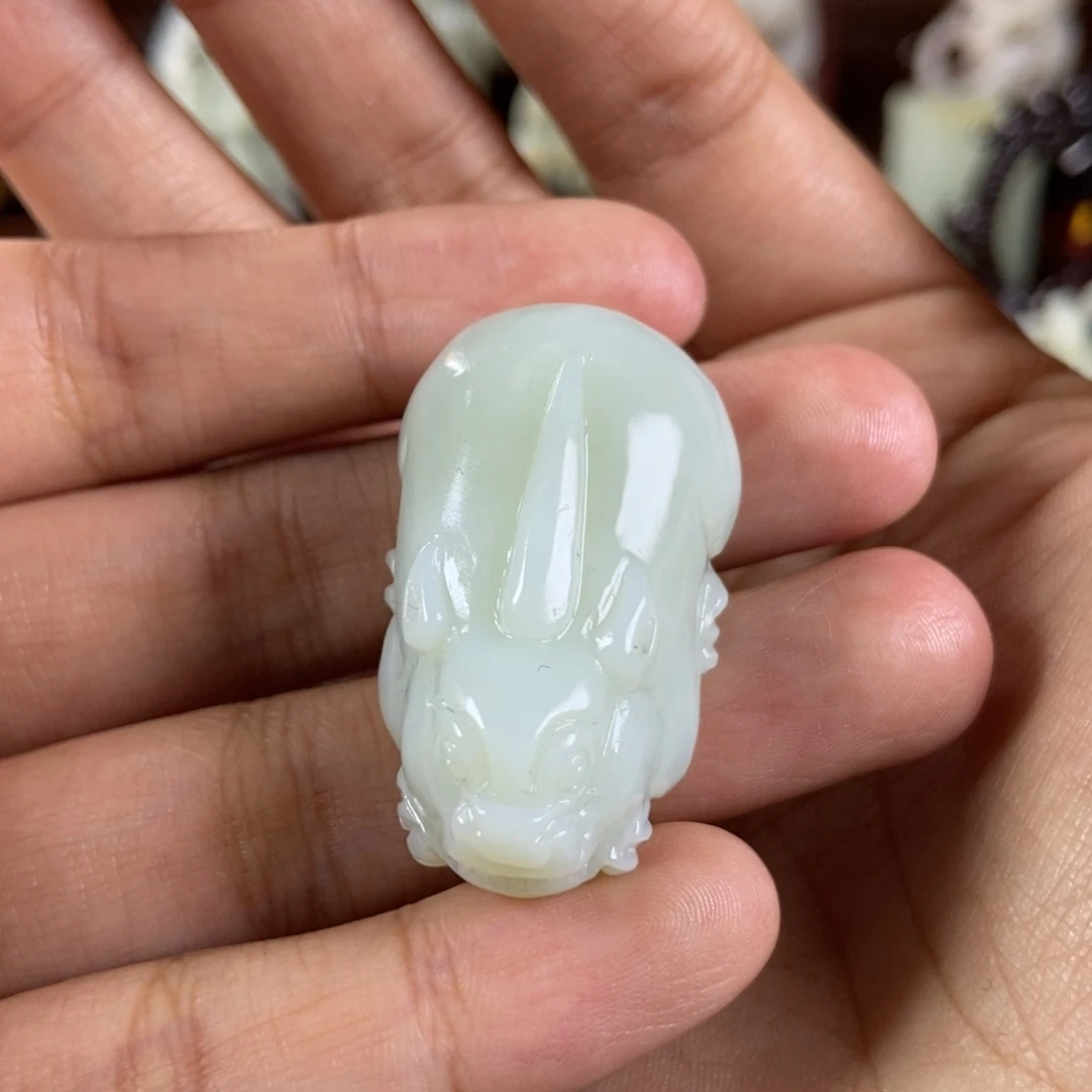 和田玉挂件未镶嵌