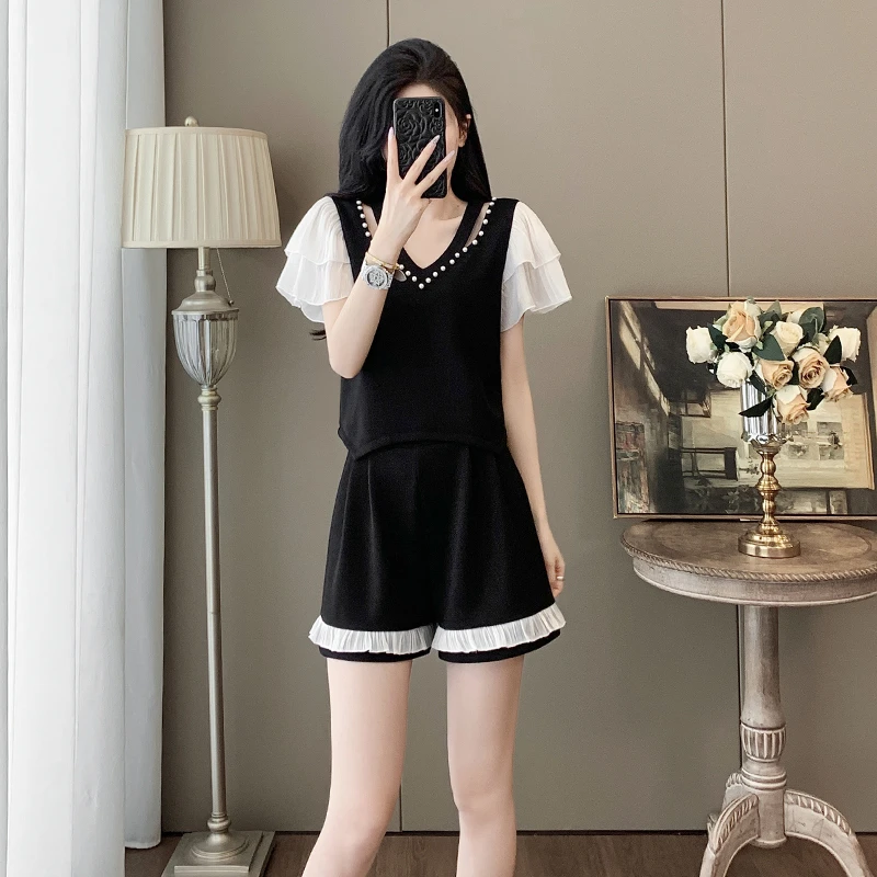 夏季新款洋气气质轻奢重工钉珠蕾丝拼接短袖短裤两件套休闲套装女