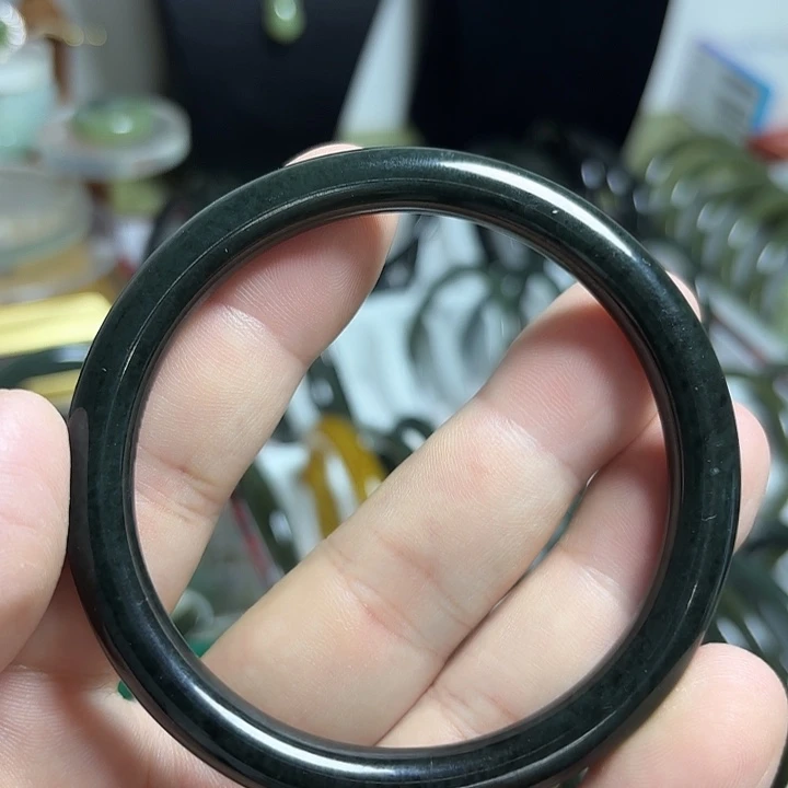 和田玉（糖玉）手镯未镶嵌