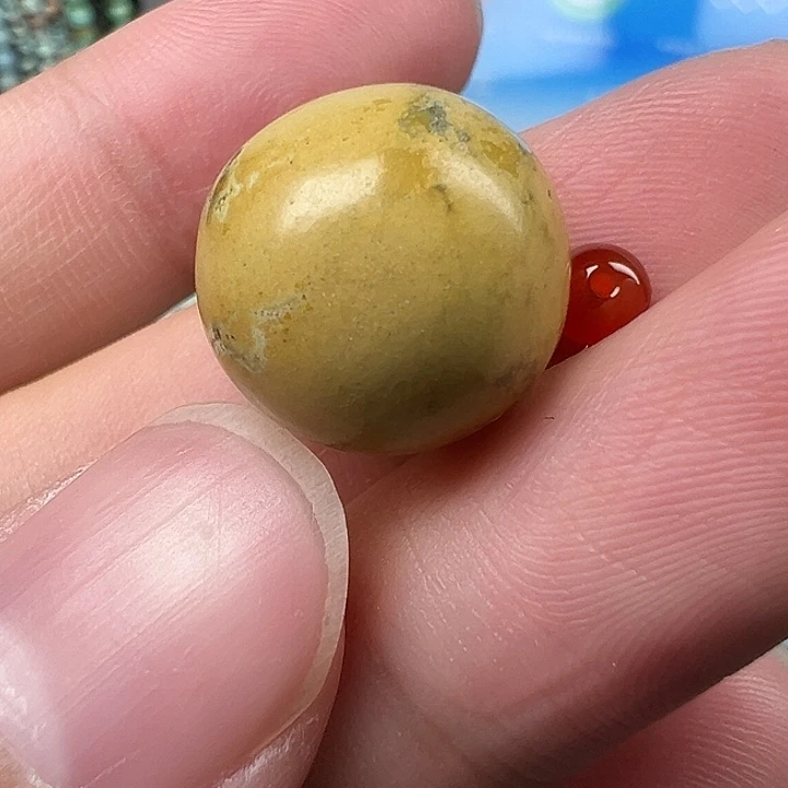 未镶嵌配饰南红玛瑙卡14.9