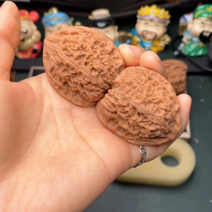 吊坠文玩核桃413945尺溜肩膀炮弹