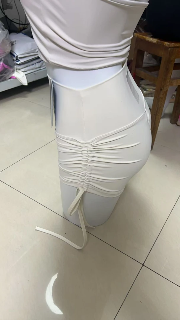 二哥AA抽绳显臀短裤