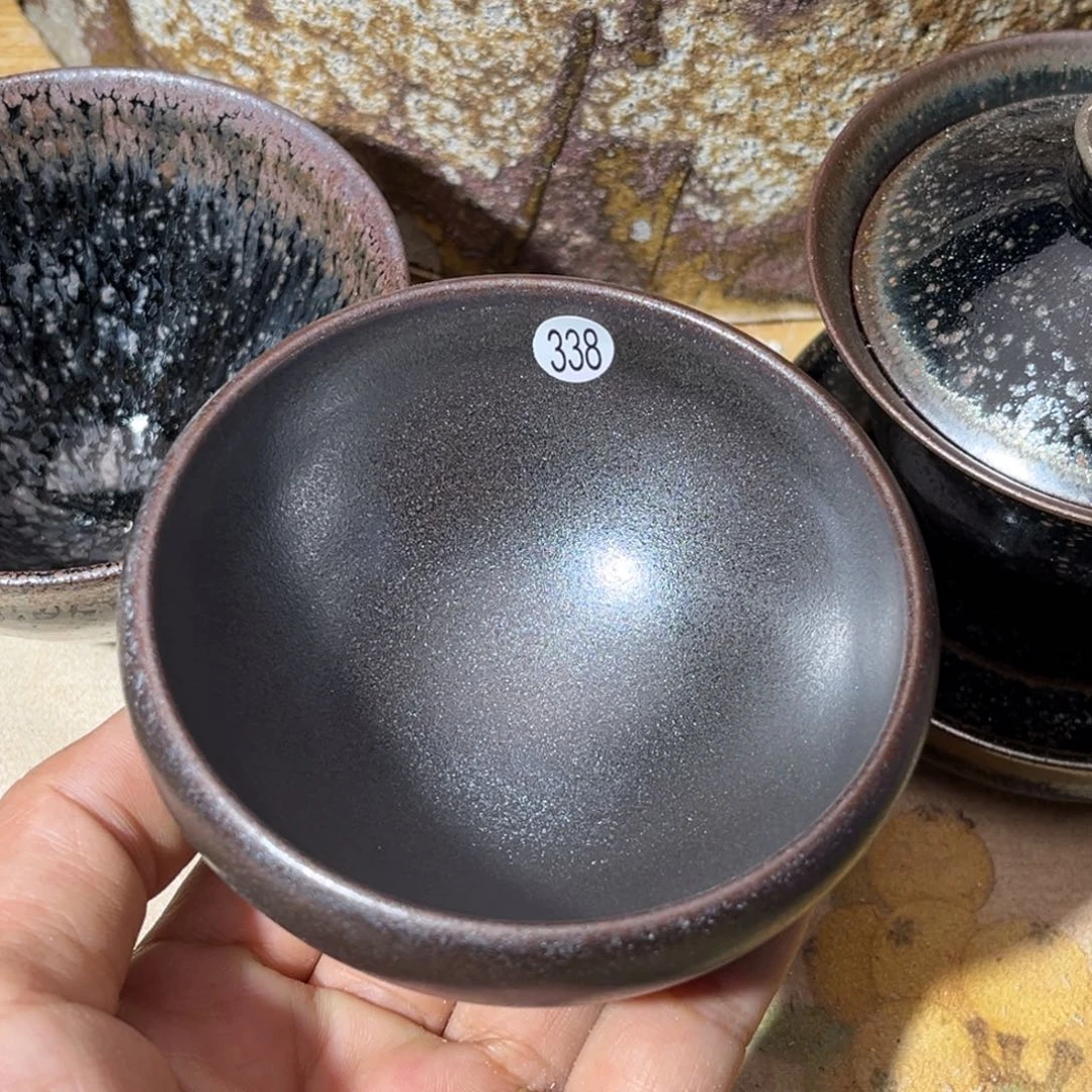 茶盏义兴龙窑坚持真柴烧