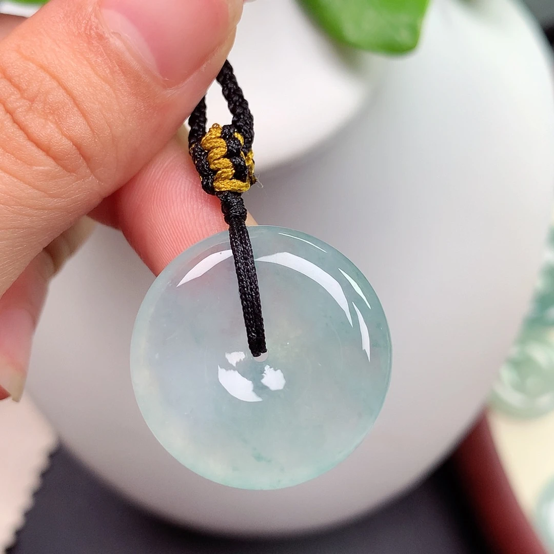 翡翠未镶嵌颈饰平安扣 25.3x5.8mm
