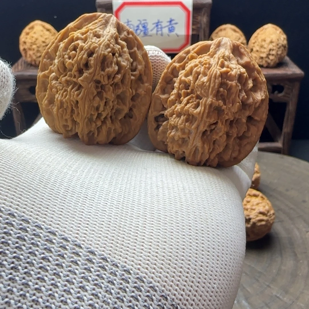 文玩核桃吊坠43高炮  高46