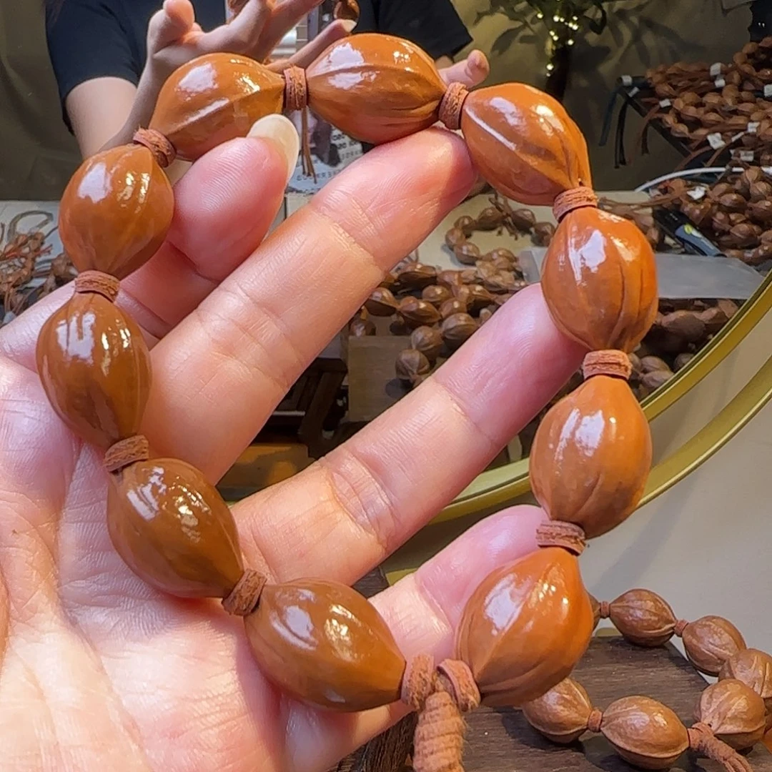 橄榄核吊坠M***皇梅林铁核1.6-24