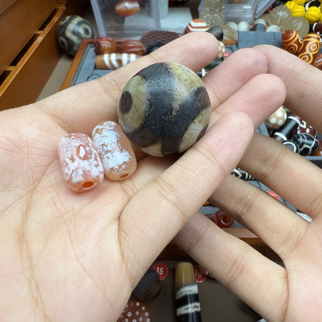 玛瑙/玉髓未镶嵌珠宝半成品