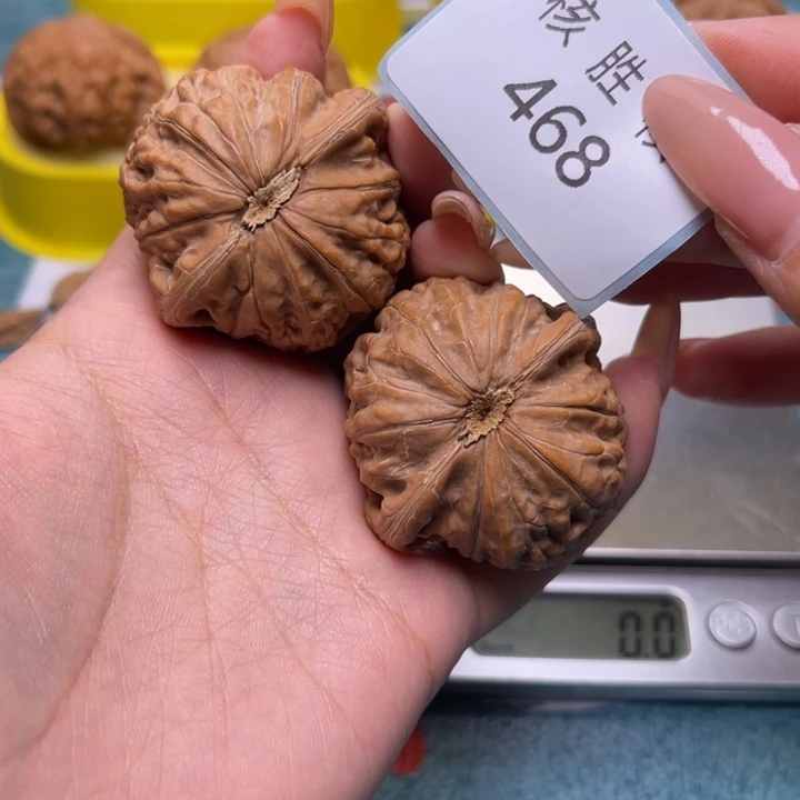 一***儿文玩核桃把件铁锤41.468