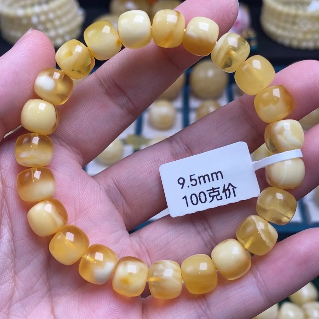 蜜蜡未镶嵌珠宝奇石