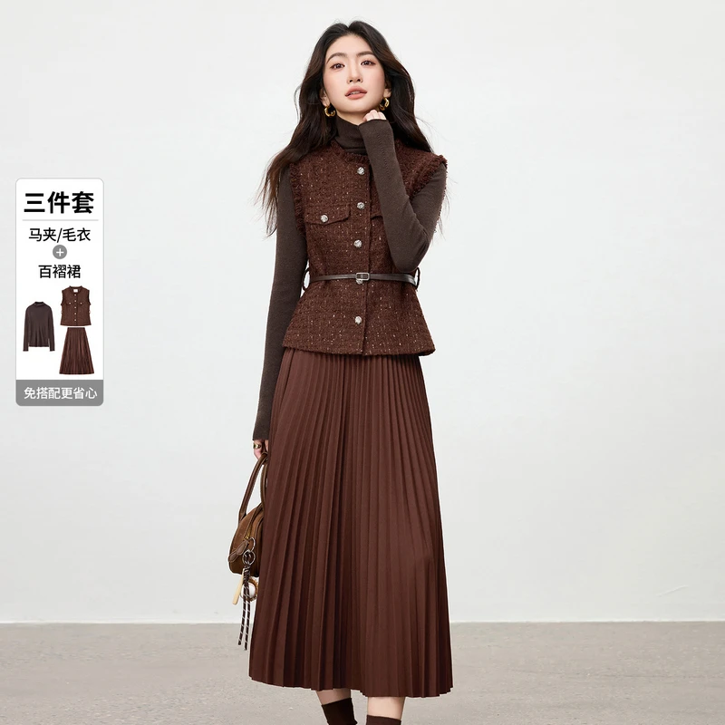 尚都比拉通勤圆领厚马夹A字百褶裙堆堆领长袖毛衣套装5362Z