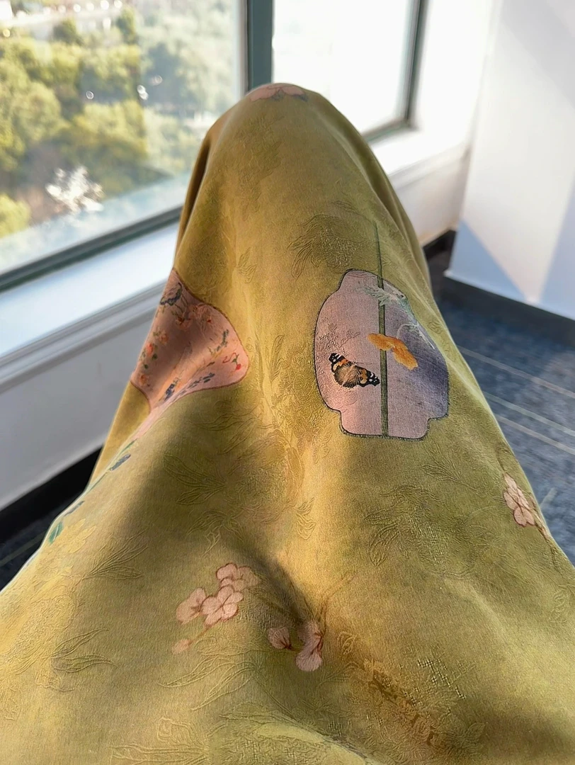 【团扇】28姆米花萝红云纱现货发无退换