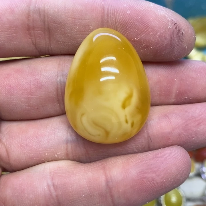 蜜蜡裸石未镶嵌吊坠
