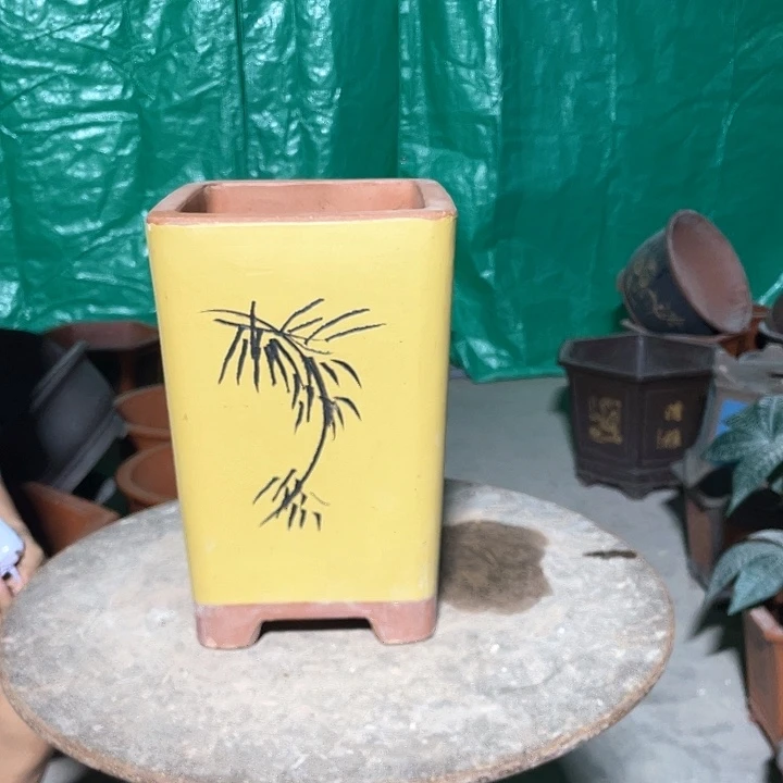 17黄色四方花盆花盆