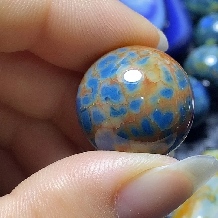 叶***哥未镶嵌颈饰玛瑙/玉髓