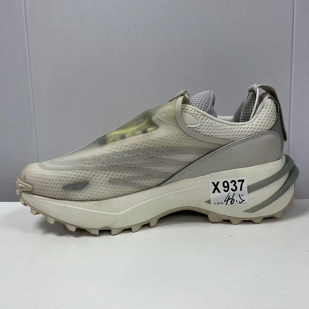 3-新款户外运动百搭休闲鞋 X937