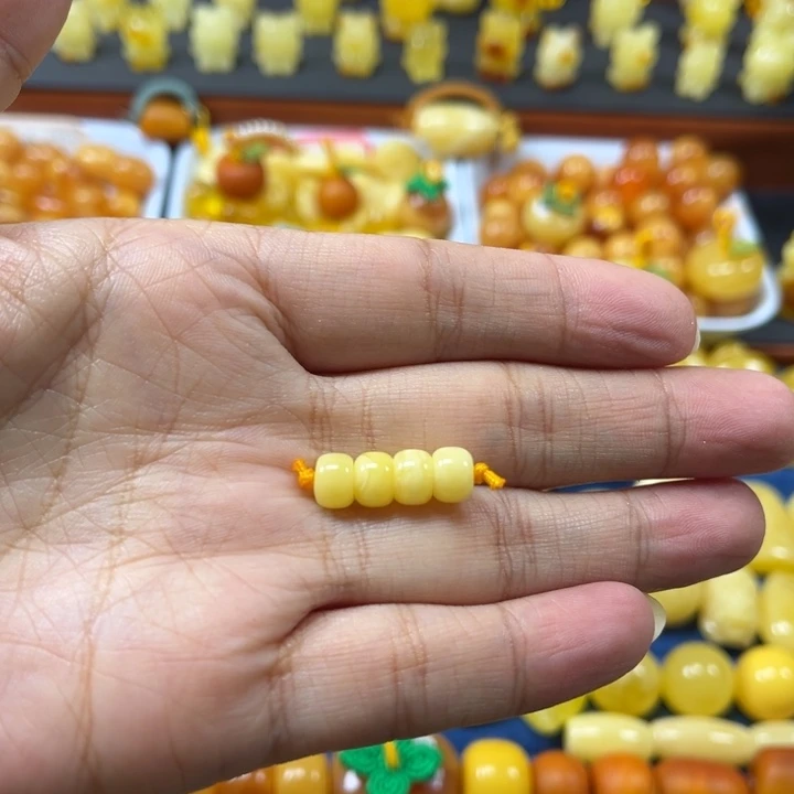 琥珀未镶嵌裸石卡7浓蜡墩一组精工微瑕
