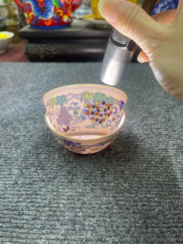斗彩红胎婴戏口杯主人杯压手杯