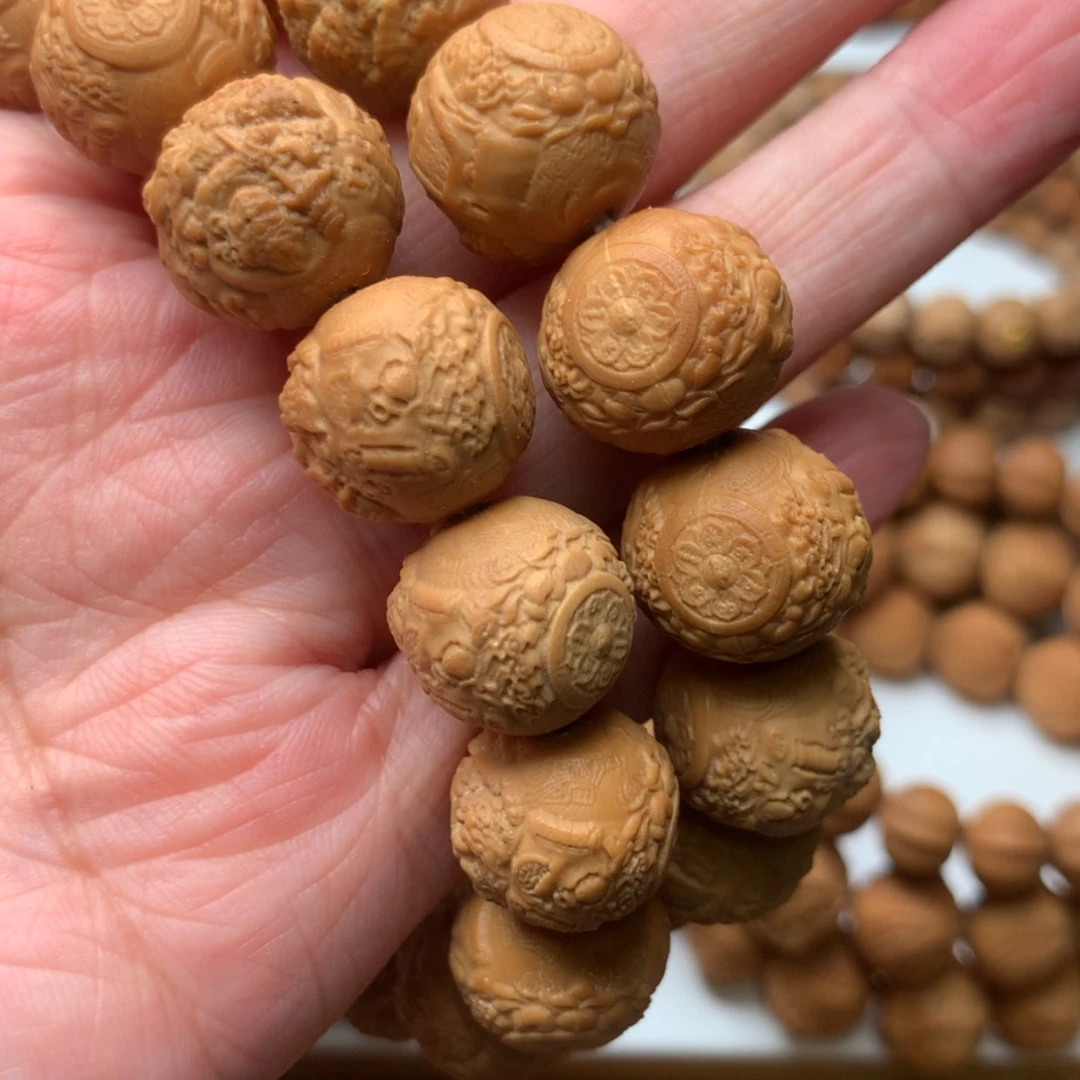 【闪购商品】猴头核桃吊坠大黑天黄财神