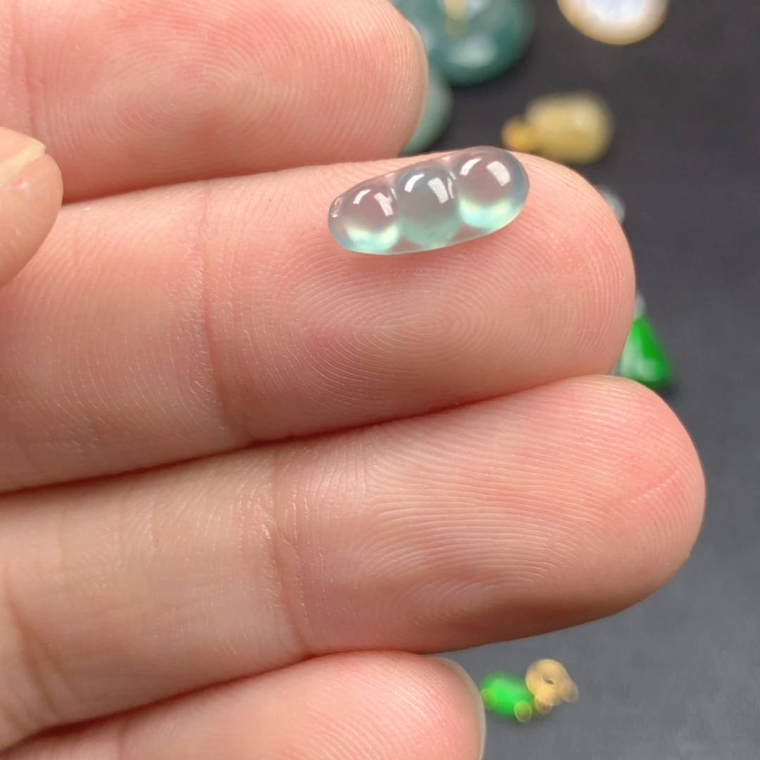 【闪购商品】颈饰未镶嵌翡翠翡翠