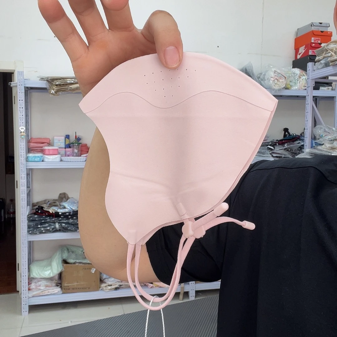 PU化妆包等各种产品的