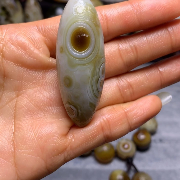 熙***沂玛瑙/玉髓未镶嵌裸石