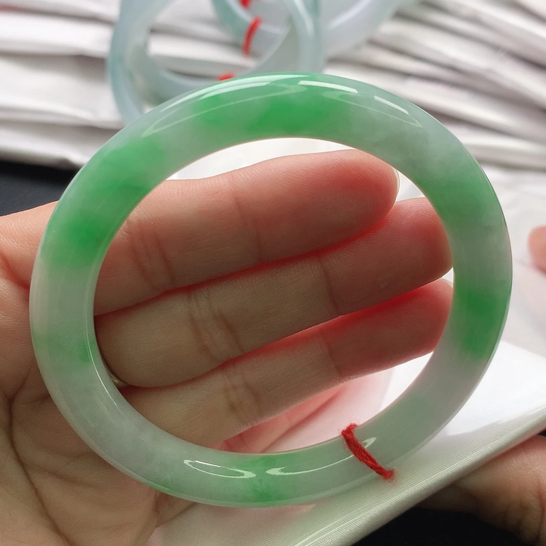 翡翠未镶嵌手镯缅甸55.56