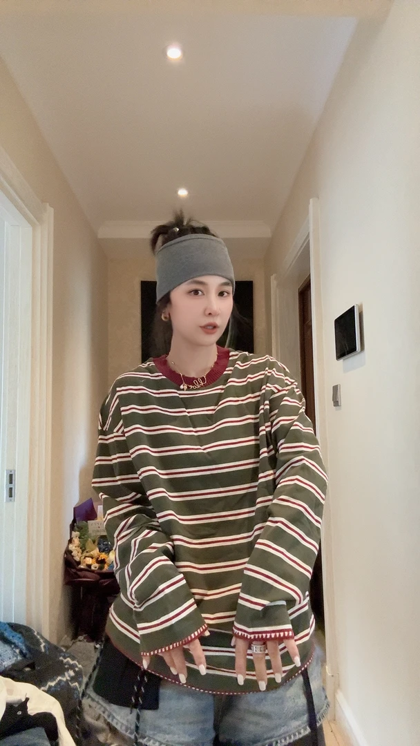 600138：条纹长袖衬衫
