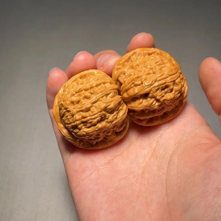 文玩核桃把件白狮子842