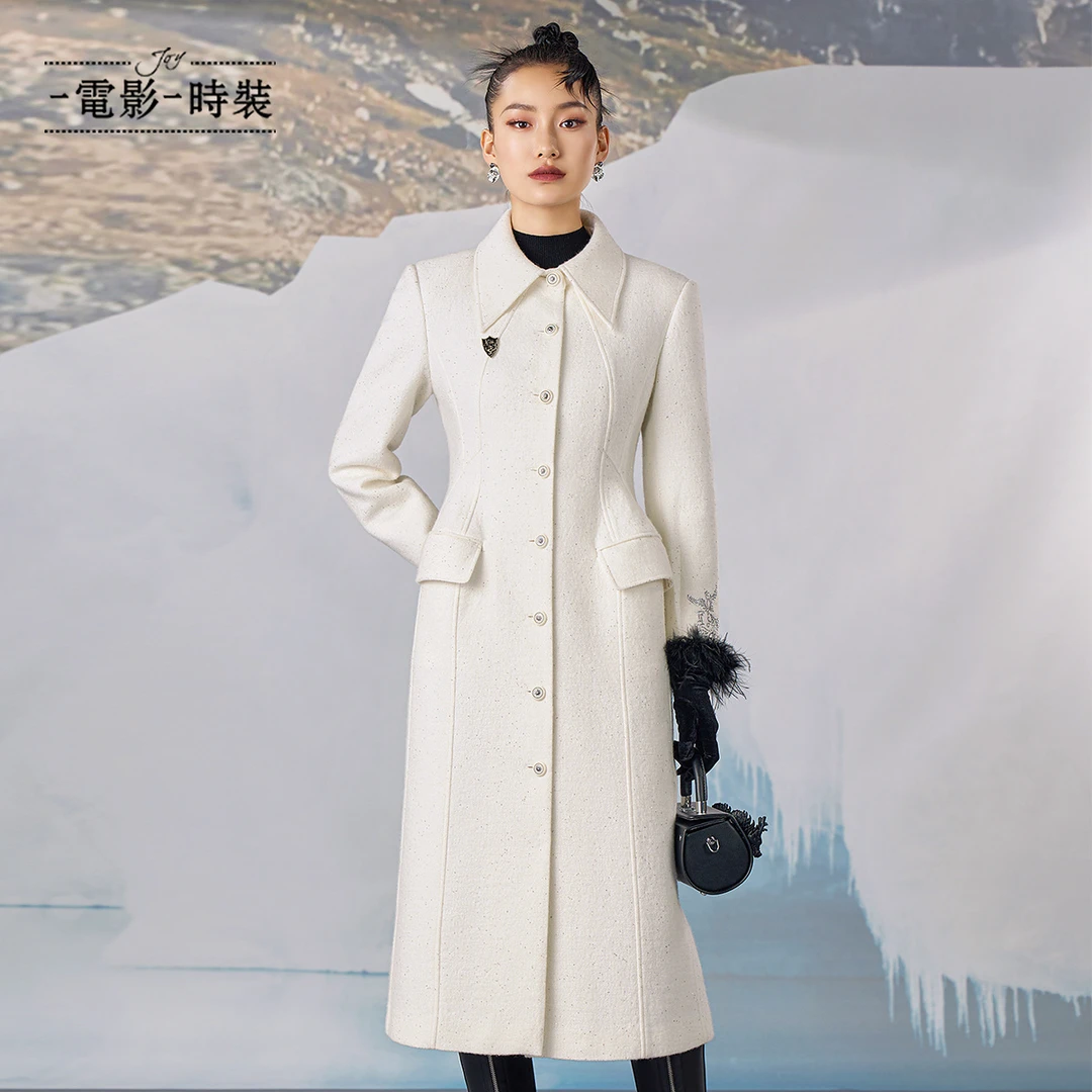 【小朱专享】一电影一时装冬季气质珠片长款呢子大衣FERG143538