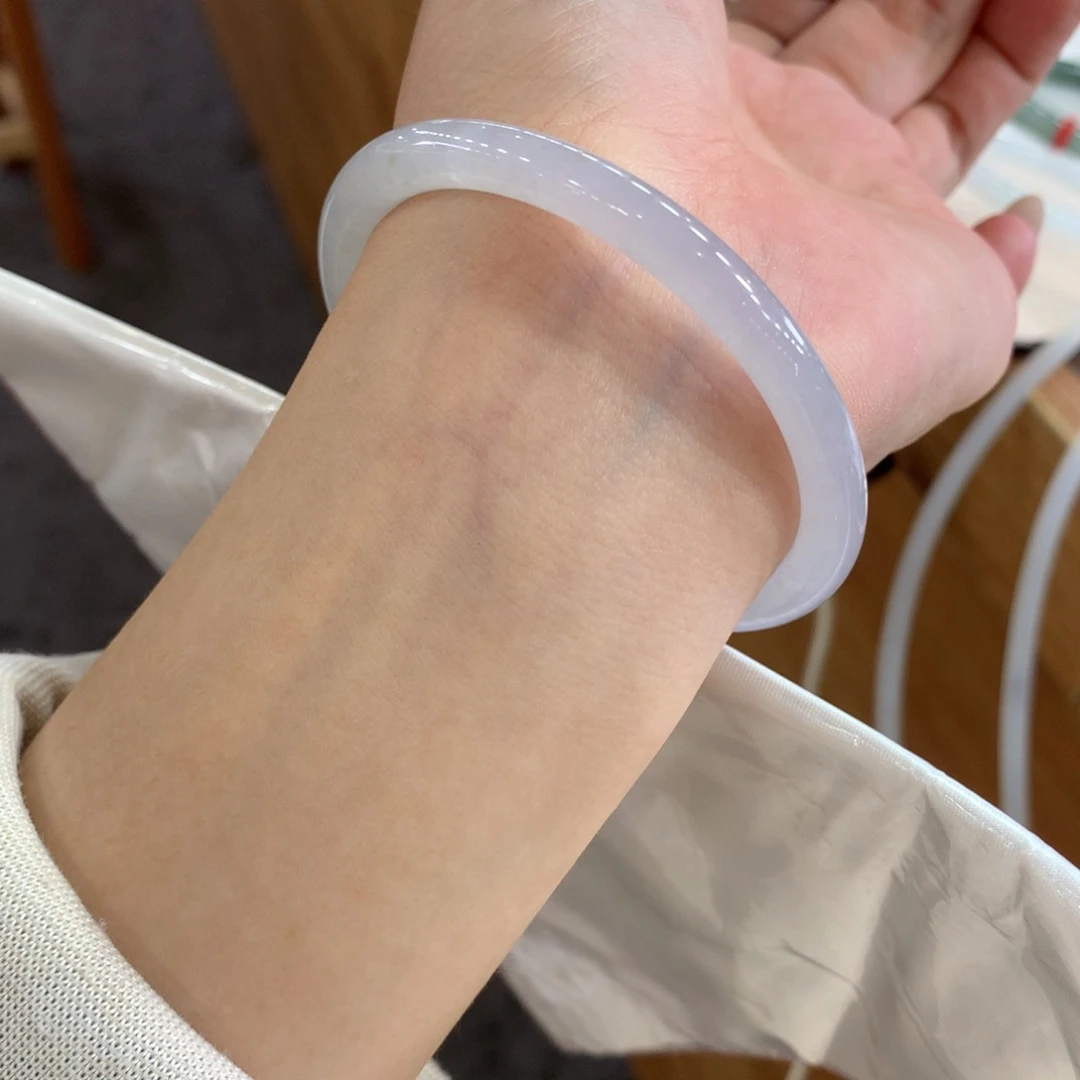 翡翠未镶嵌手镯天然Ａ货翡翠54/55小冰棍