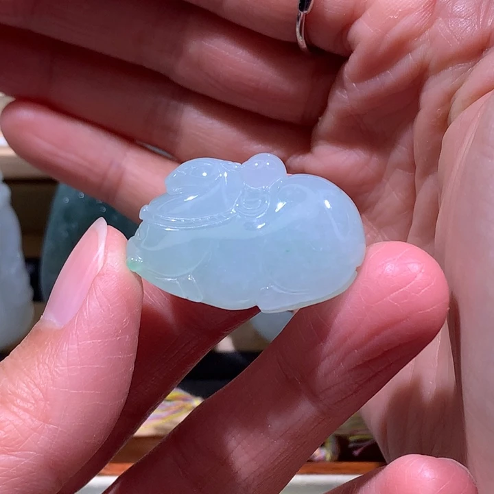 翡翠未镶嵌颈饰炸/唐马