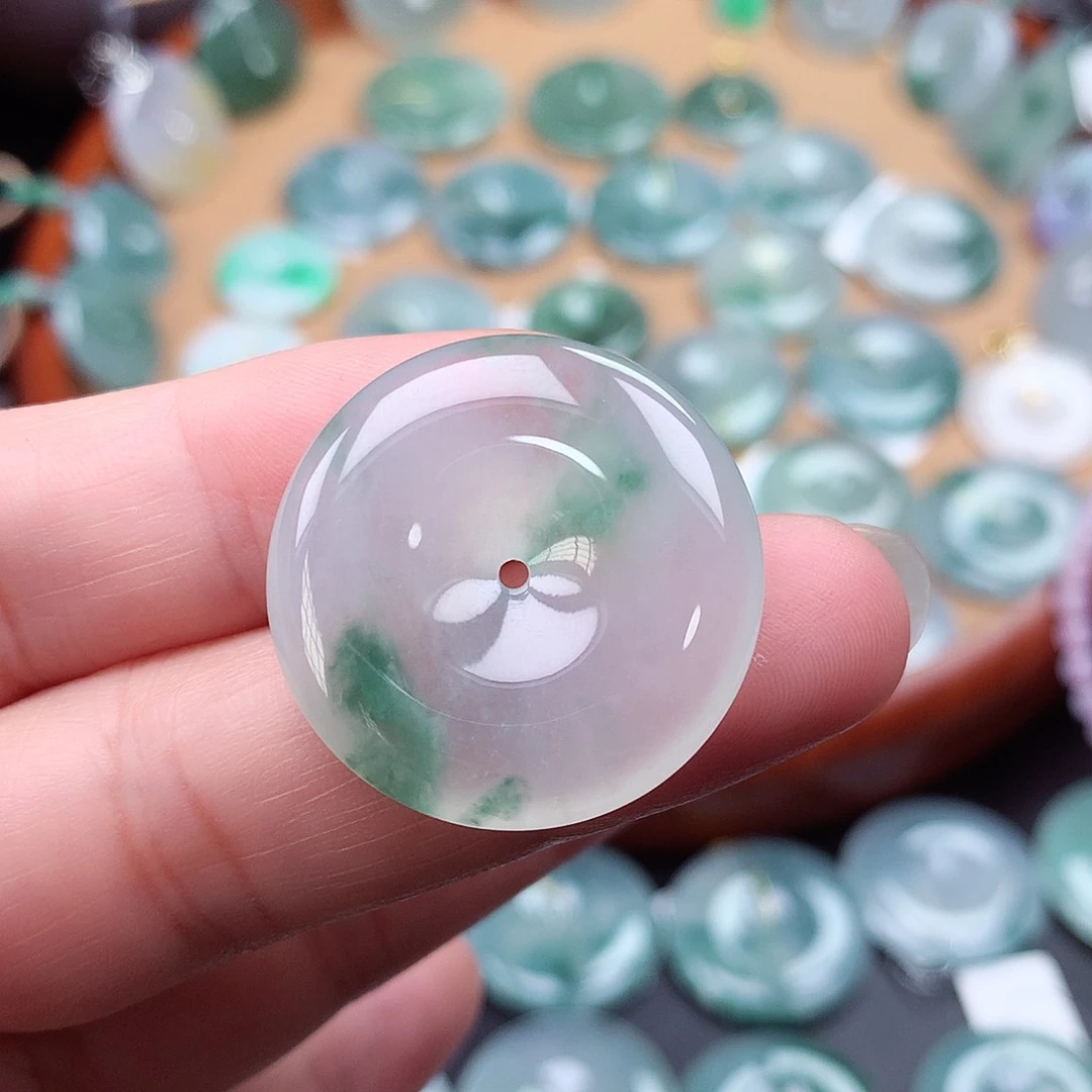 翡翠未镶嵌吊坠(不含链)吊坠