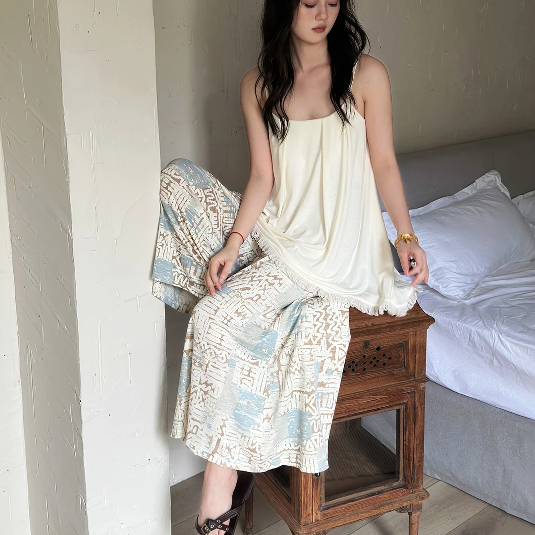 夏季睡衣女吊带带胸垫无袖莫代尔薄款可外穿高级感家居服两件套装