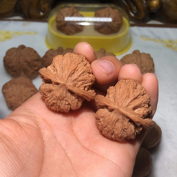 把件文玩核桃36红宝石