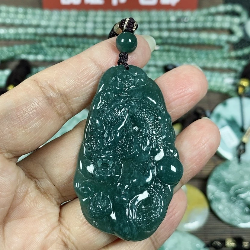 【闪购商品】翡翠颈饰未镶嵌玉吊坠翡翠玉随性龙牌