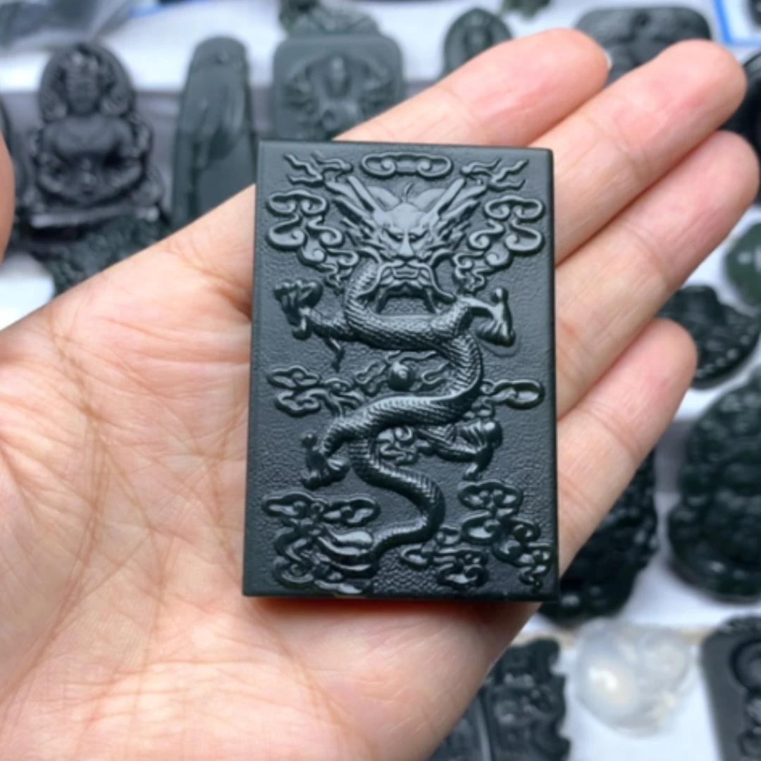 【闪购商品】颈饰未镶嵌和田玉（青玉）双面雕刻