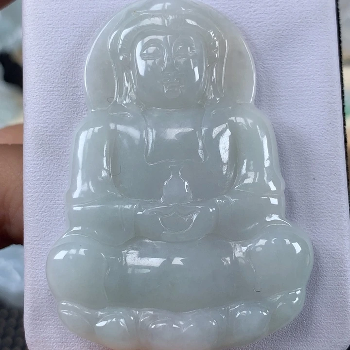 颈饰未镶嵌翡翠观音