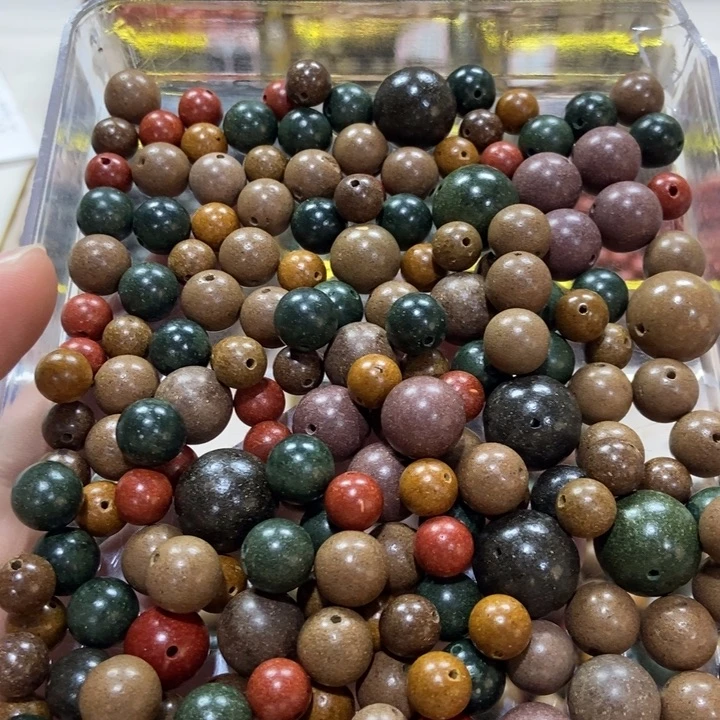 泥塑瑕疵混合珠大小不一80颗