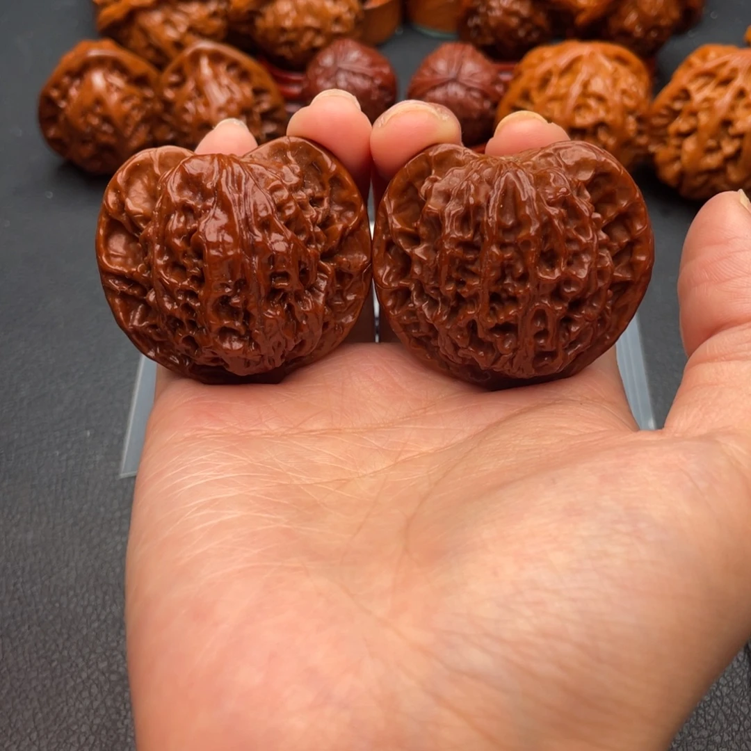 把件文玩核桃盘龙纹